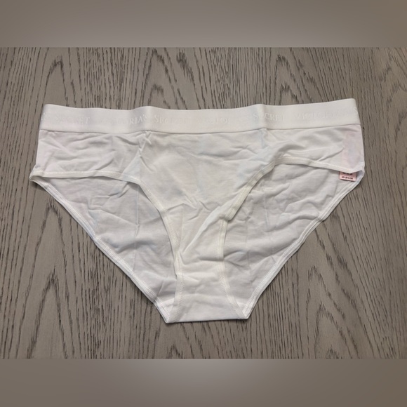 NWT Victorias Secret White Underwear Size L - Picture 1 of 4